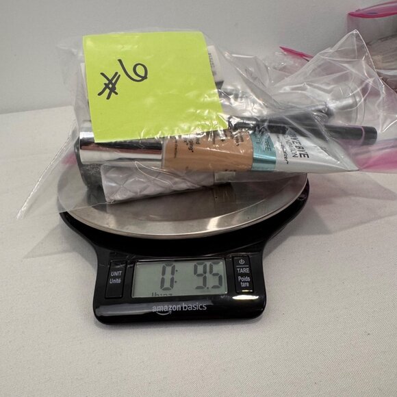 NEW It Cosmetics Brushes Bye Bye Foundation SPF 50 Powder Brow Eyeliner Superher - Picture 14 of 14